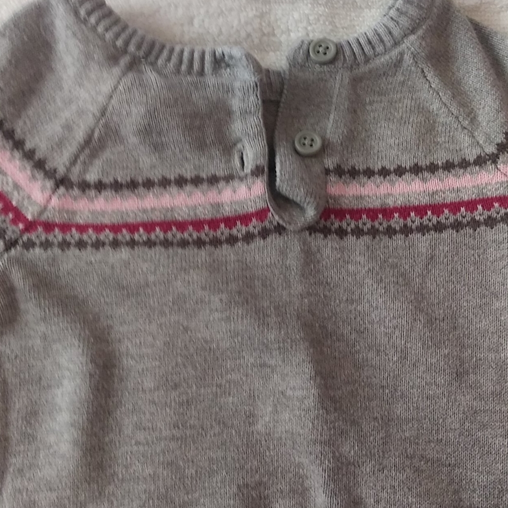 Sweater - Picture 4 of 4